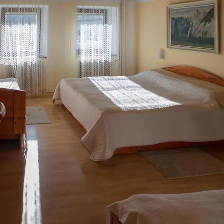 Apartma Pri Kajzarju Apartment Ratece